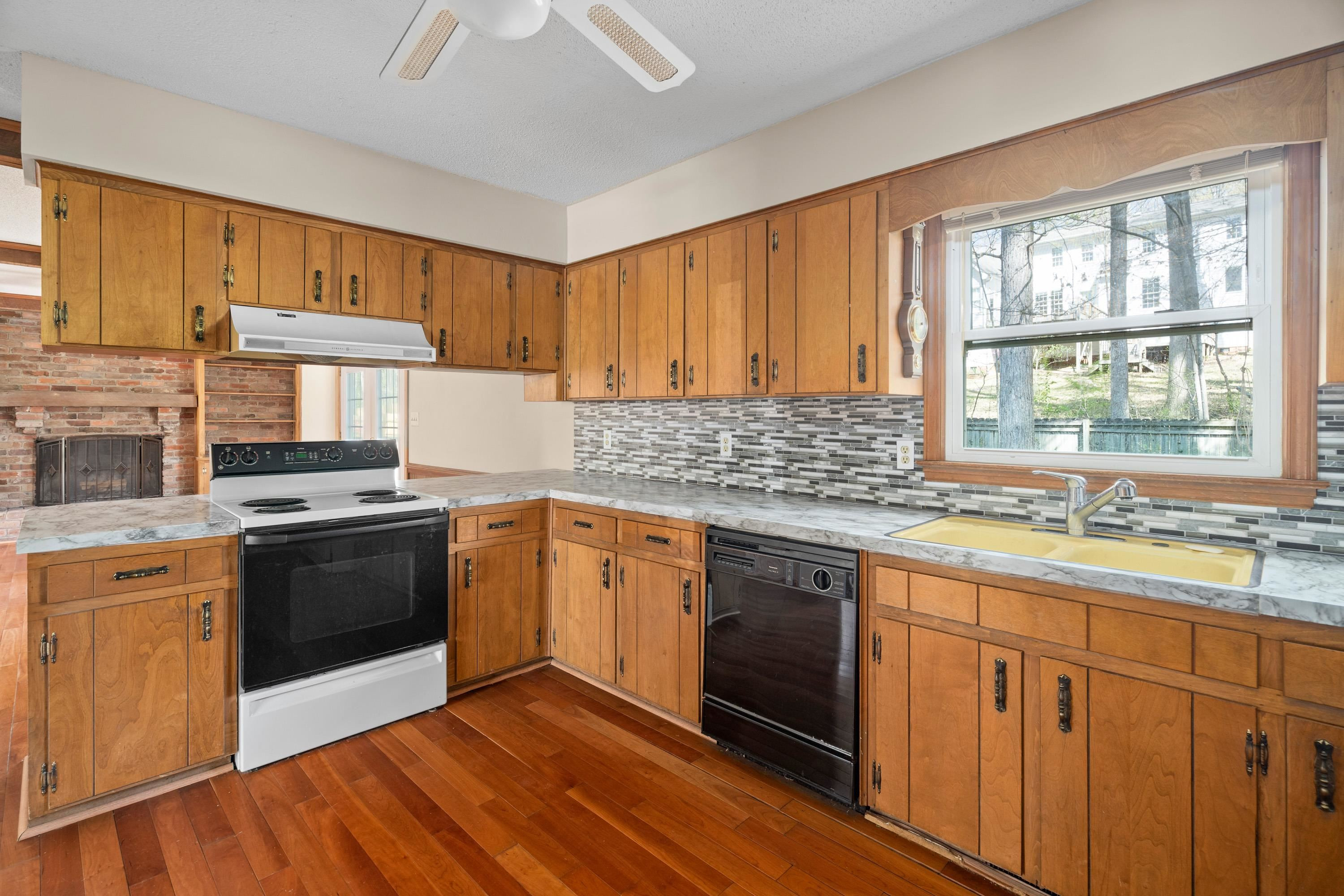 6709 Spencer Court Raleigh, NC 27615 - Photo 8 of 33 Photo 8