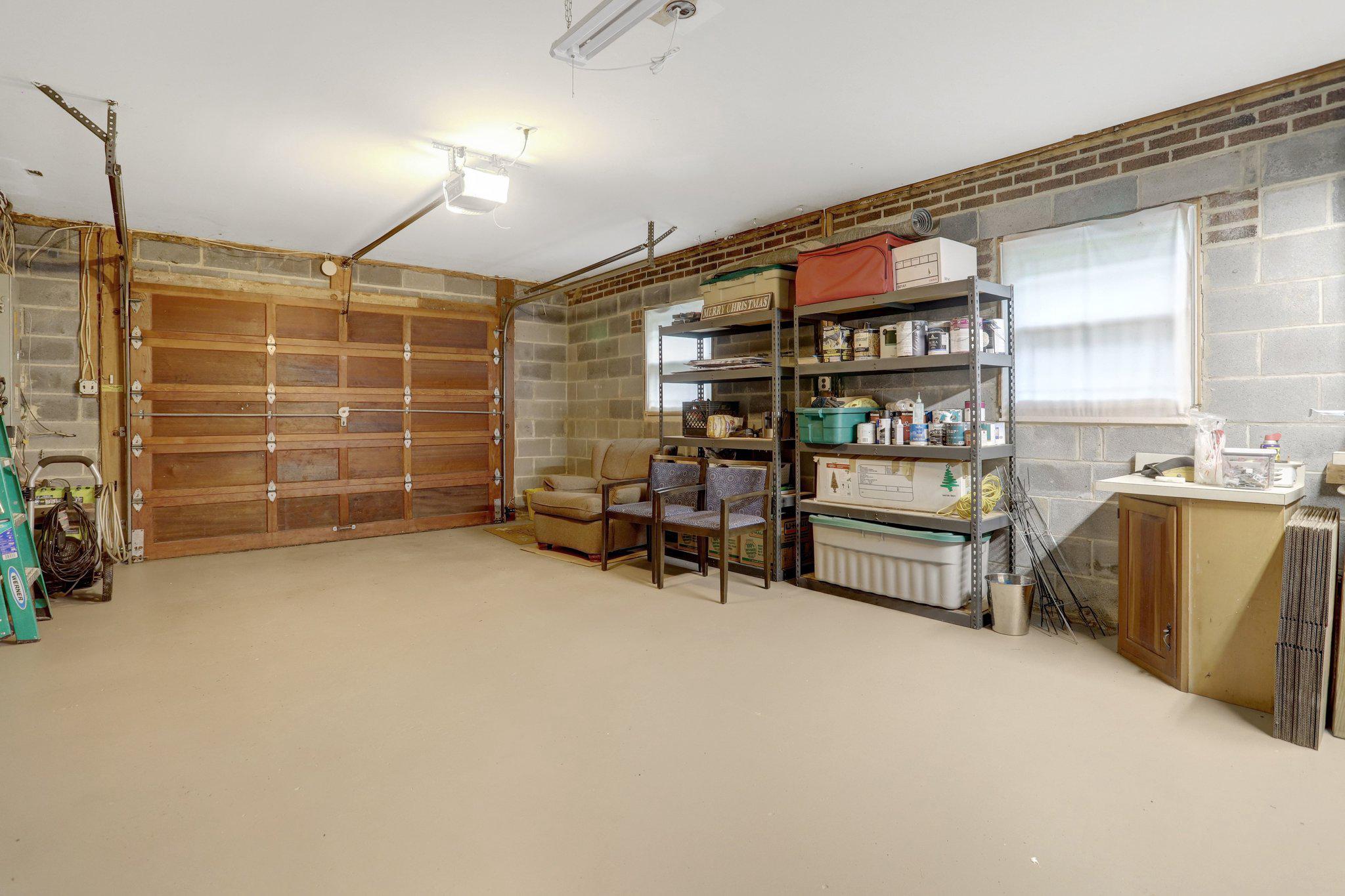 7506 Oriole Avenue Springfield, VA 22150 - Photo 58 of 67 Garage
