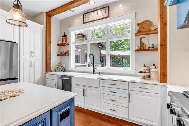 $1,600,000 | 52 Waterside Drive Southeast, Cartersville, GA 30121