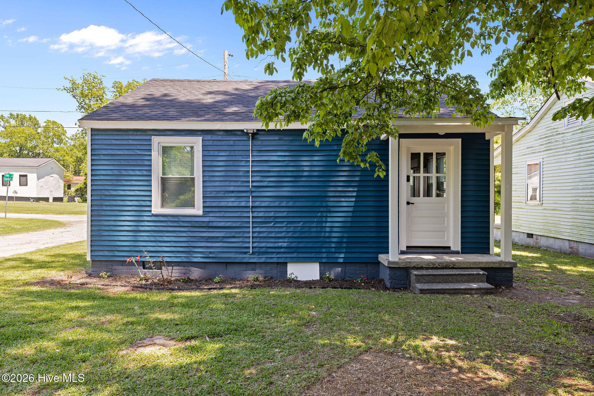 212 Clay Street Kinston, NC 28501 - Photo 5 of 15