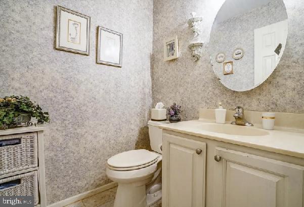 532 Canterbury Road Norristown, PA 19403 - Photo 19 of 22 Charming bathroom with elegant decor.