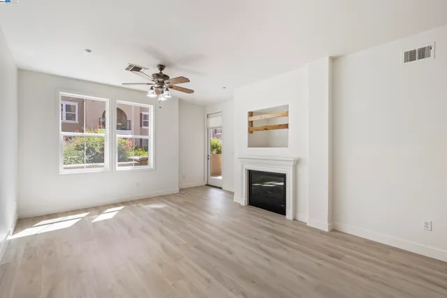 $810,000 | 3290 Maguire Way, Unit 101, Dublin, CA 94568