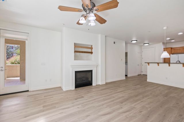 $810,000 | 3290 Maguire Way, Unit 101, Dublin, CA 94568