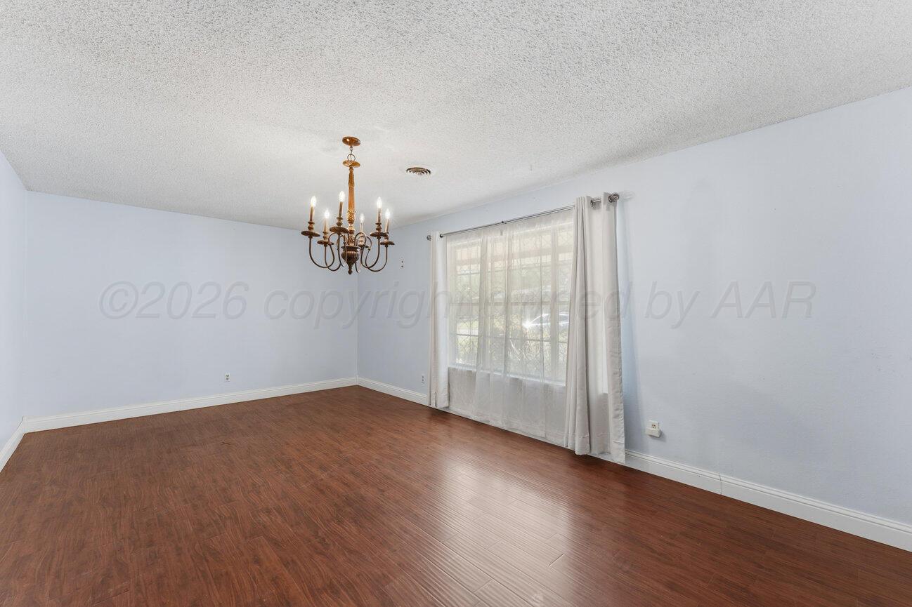 205 Houston Street Borger, TX 79007 - Photo 18 of 57 Formal Dining-2