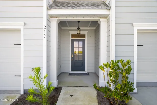 $2,400 | 219 Skylah Lane, Panama City Beach, FL 32407