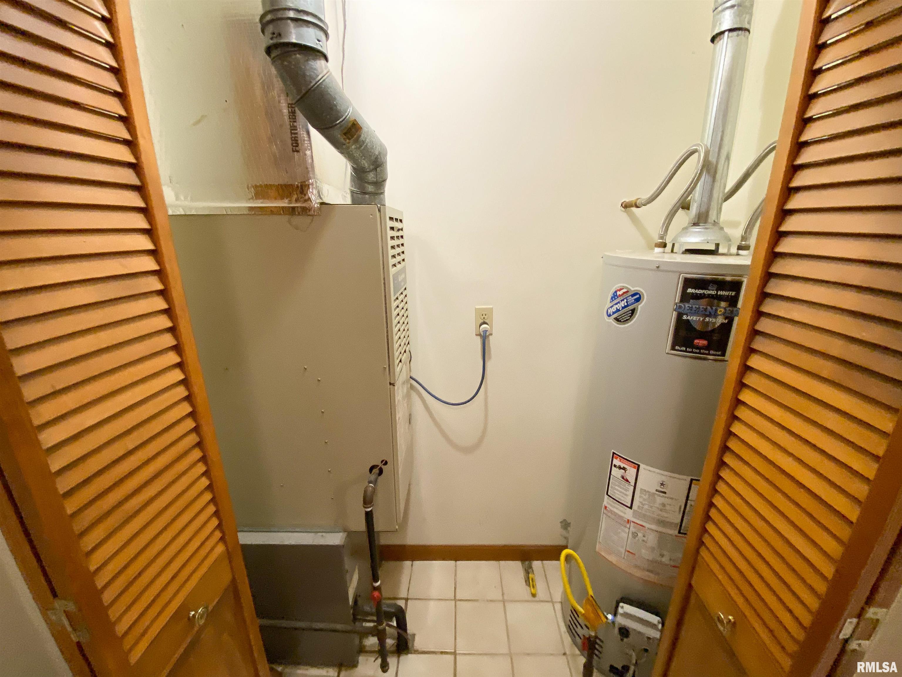 836 East 3rd Street Flora, IL 62839 - Photo 26 of 57 Gallery Image 26