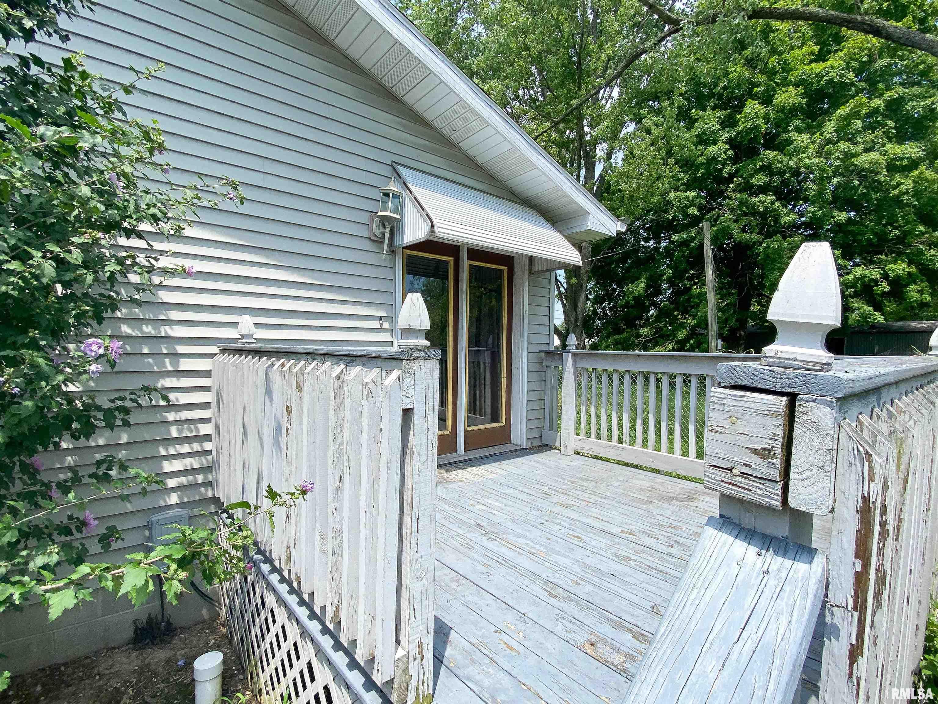 836 East 3rd Street Flora, IL 62839 - Photo 3 of 57 Gallery Image 3