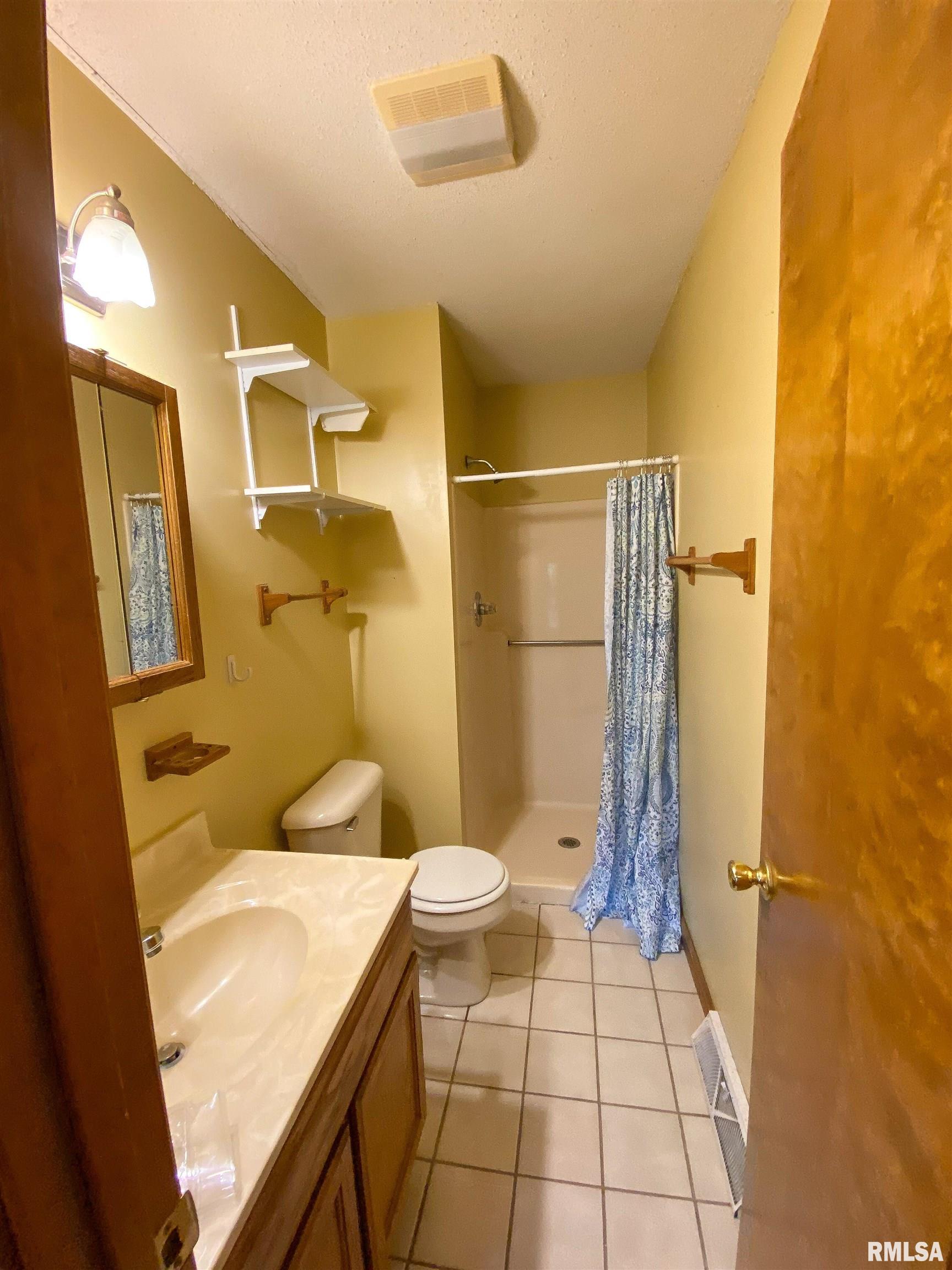 836 East 3rd Street Flora, IL 62839 - Photo 35 of 57 Gallery Image 35