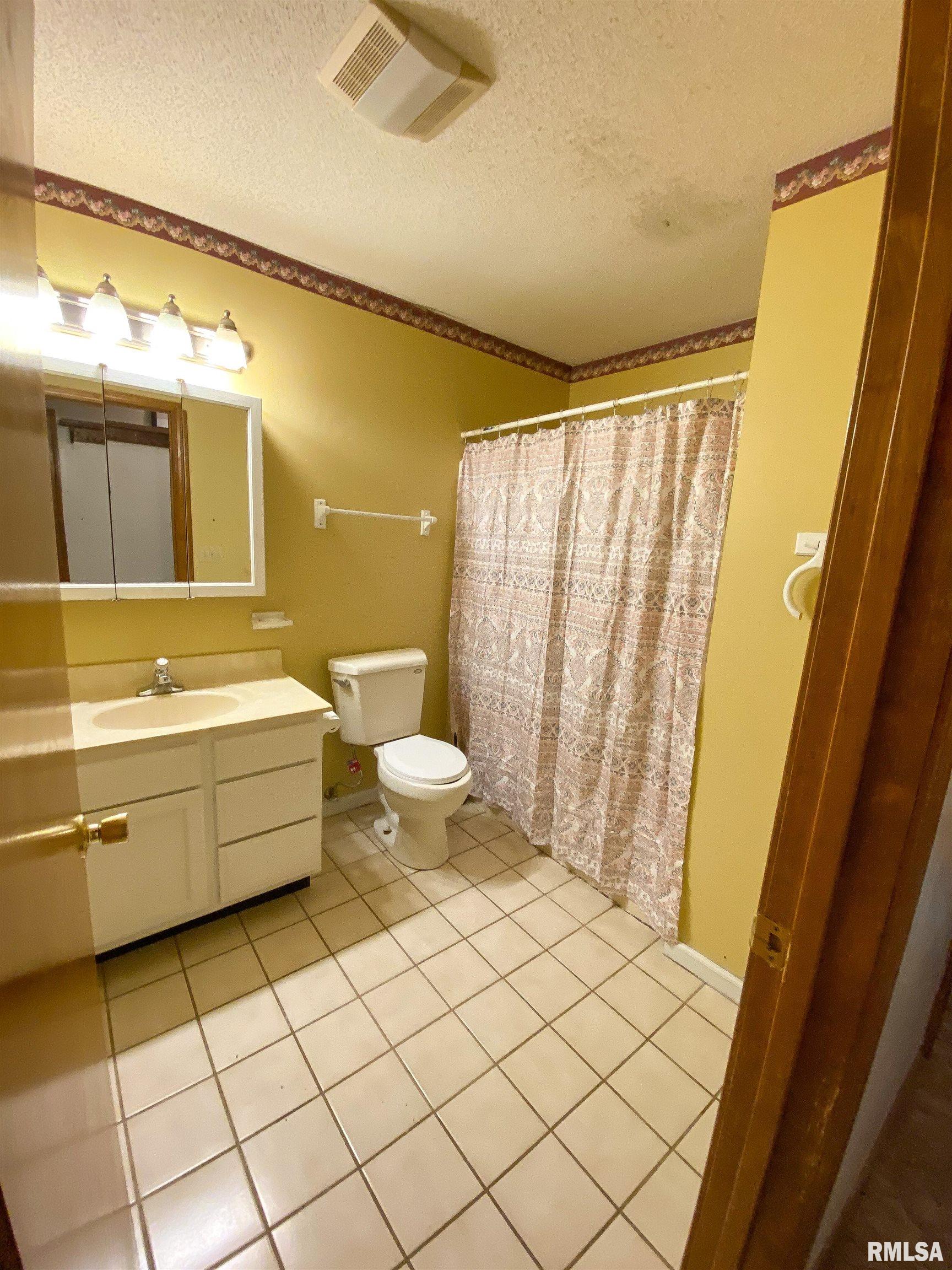 836 East 3rd Street Flora, IL 62839 - Photo 42 of 57 Gallery Image 42