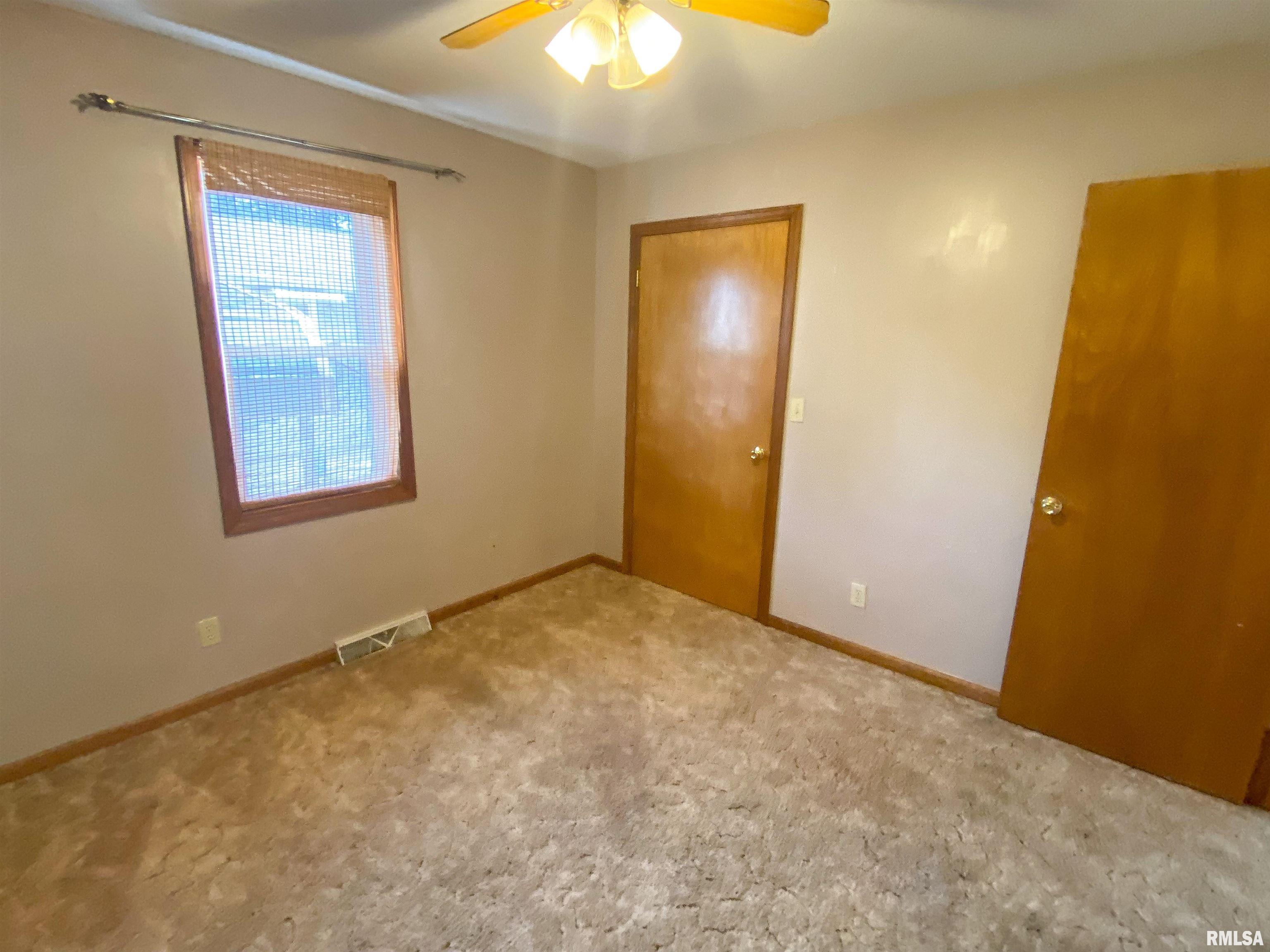 836 East 3rd Street Flora, IL 62839 - Photo 46 of 57 Gallery Image 46