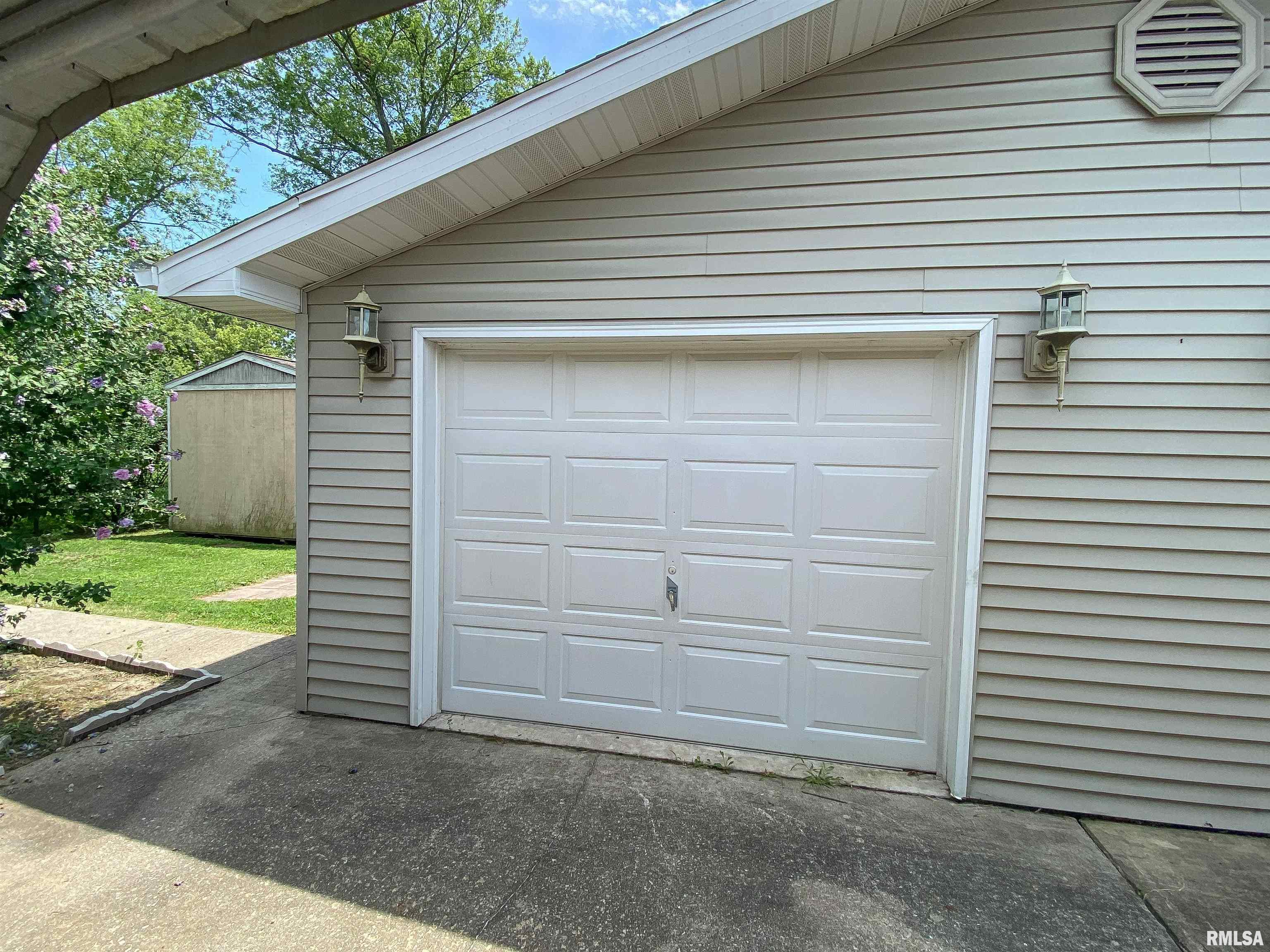 836 East 3rd Street Flora, IL 62839 - Photo 48 of 57 Gallery Image 48