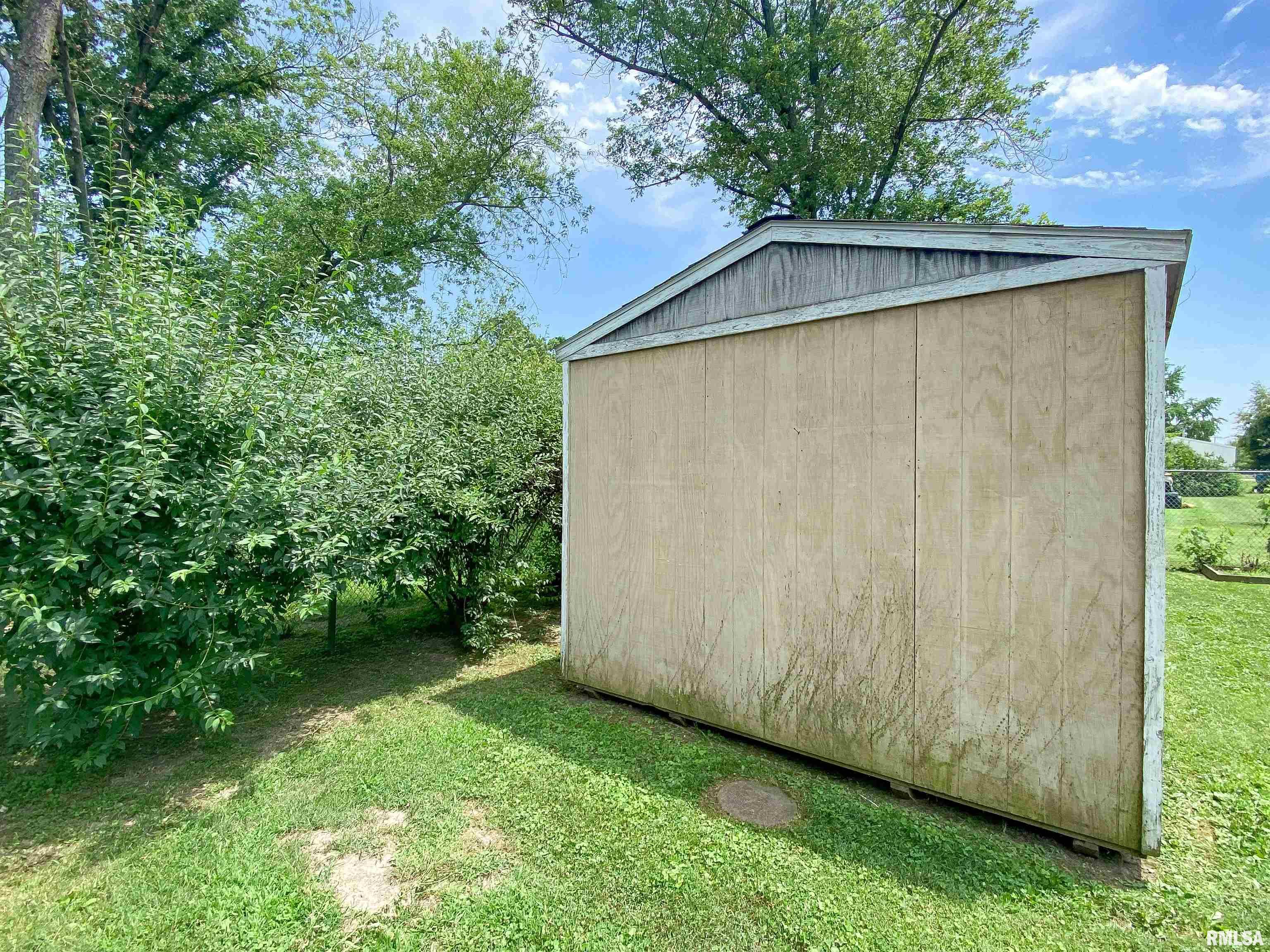 836 East 3rd Street Flora, IL 62839 - Photo 54 of 57 Gallery Image 54