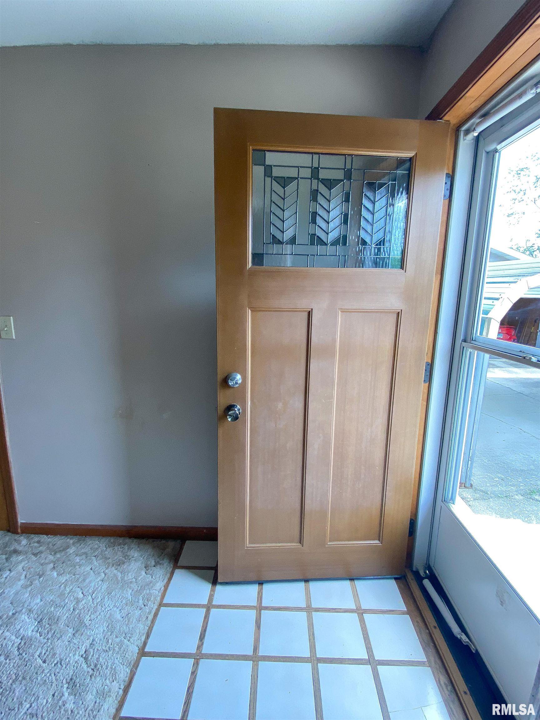 836 East 3rd Street Flora, IL 62839 - Photo 8 of 57 Gallery Image 8