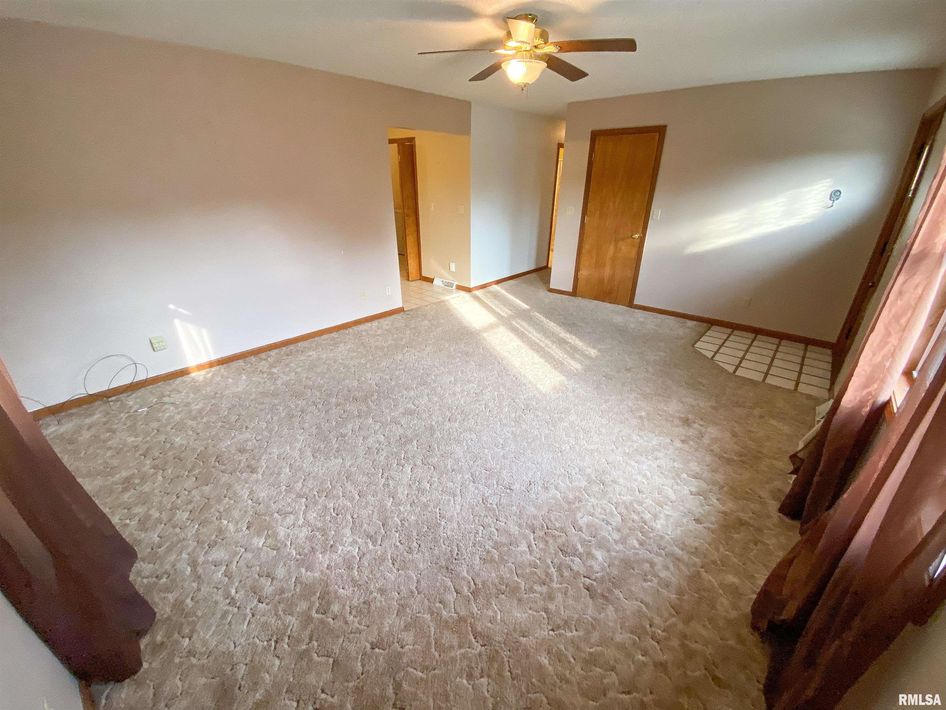836 East 3rd Street Flora, IL 62839 - Photo 9 of 57 Gallery Image 9