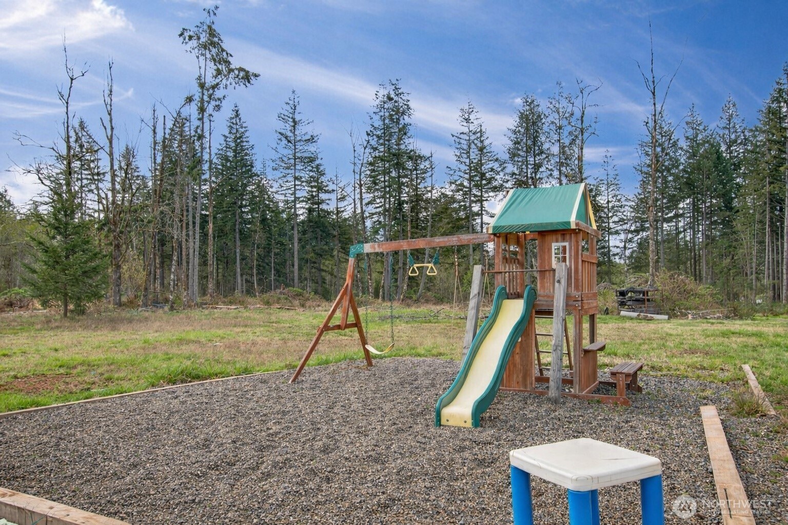 1369 Centralia Alpha Road Chehalis, WA 98532 - Photo 14 of 18 a view of a park with a slide