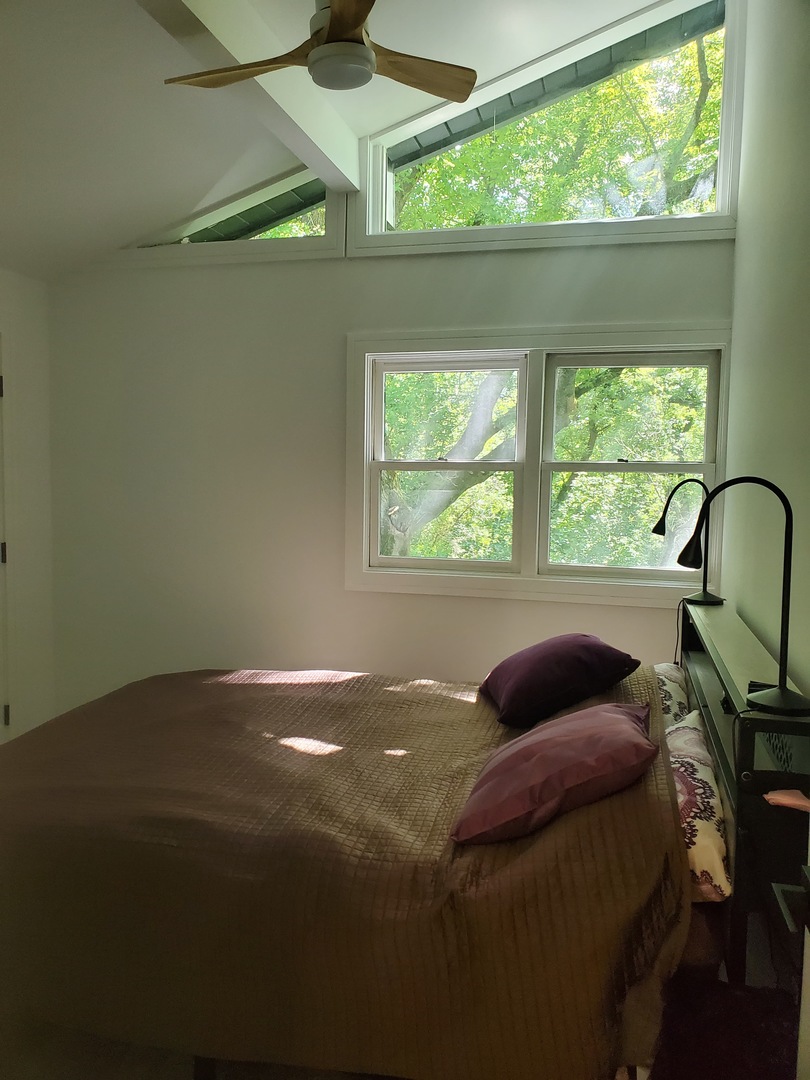 4-a94 Springfield Drive Apple River, IL 61001 - Photo 22 of 35 a bedroom with a bed and a window