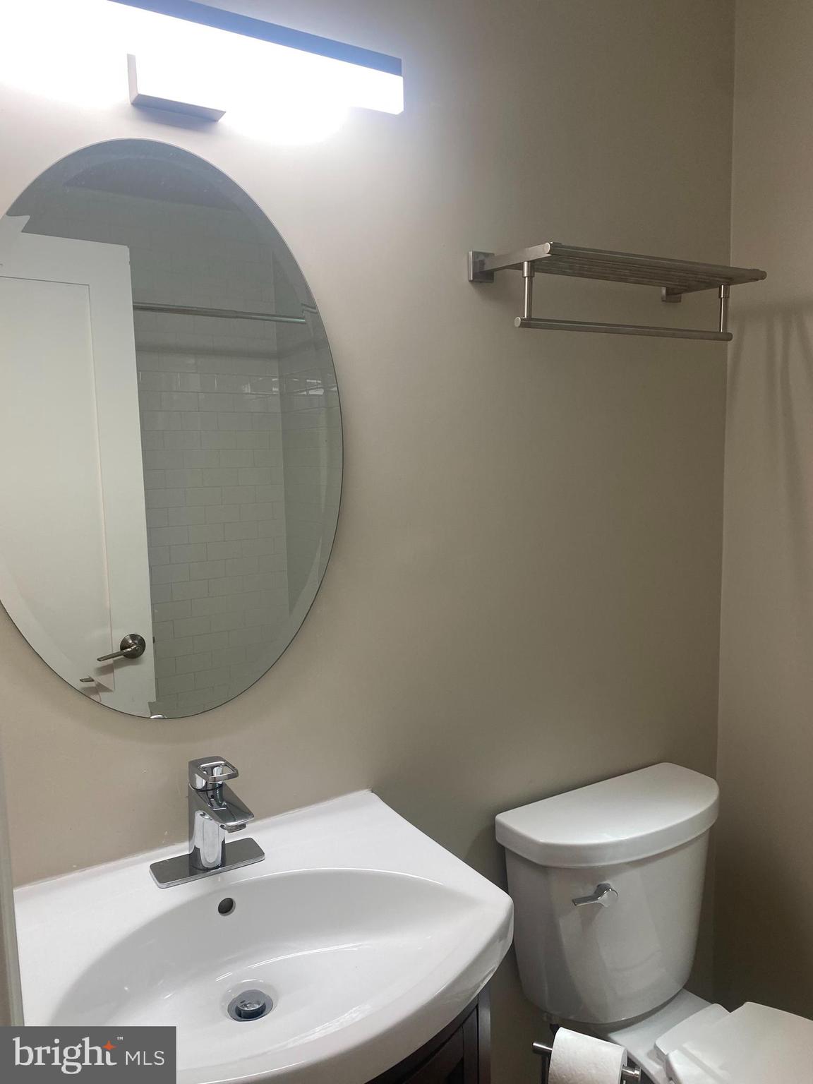 1905 North Rhodes Street, Unit 34 Arlington, VA 22201 - Photo 32 of 33