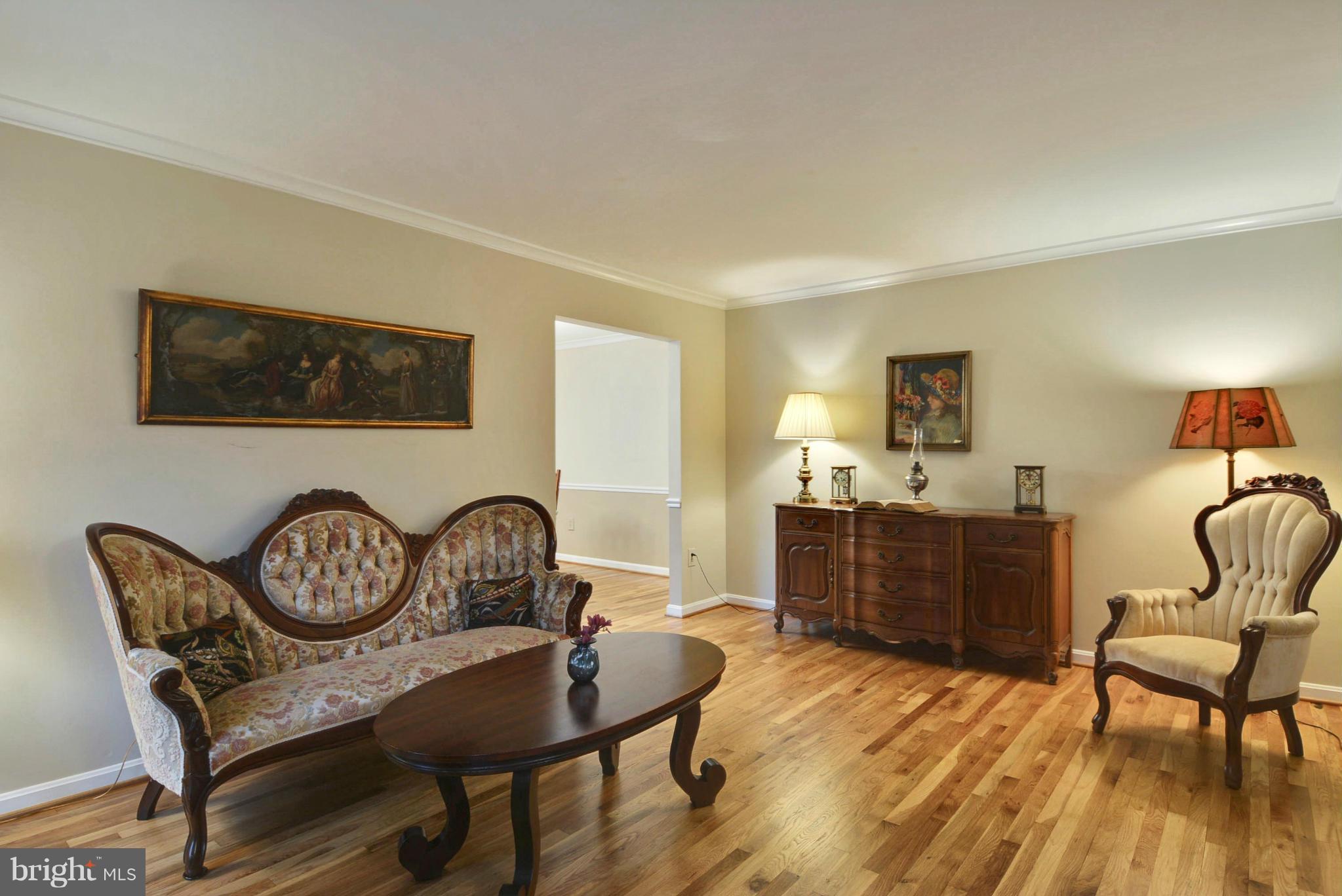 3111 Fox Mill Road Oakton, VA 22124 - Photo 13 of 30 Living Room