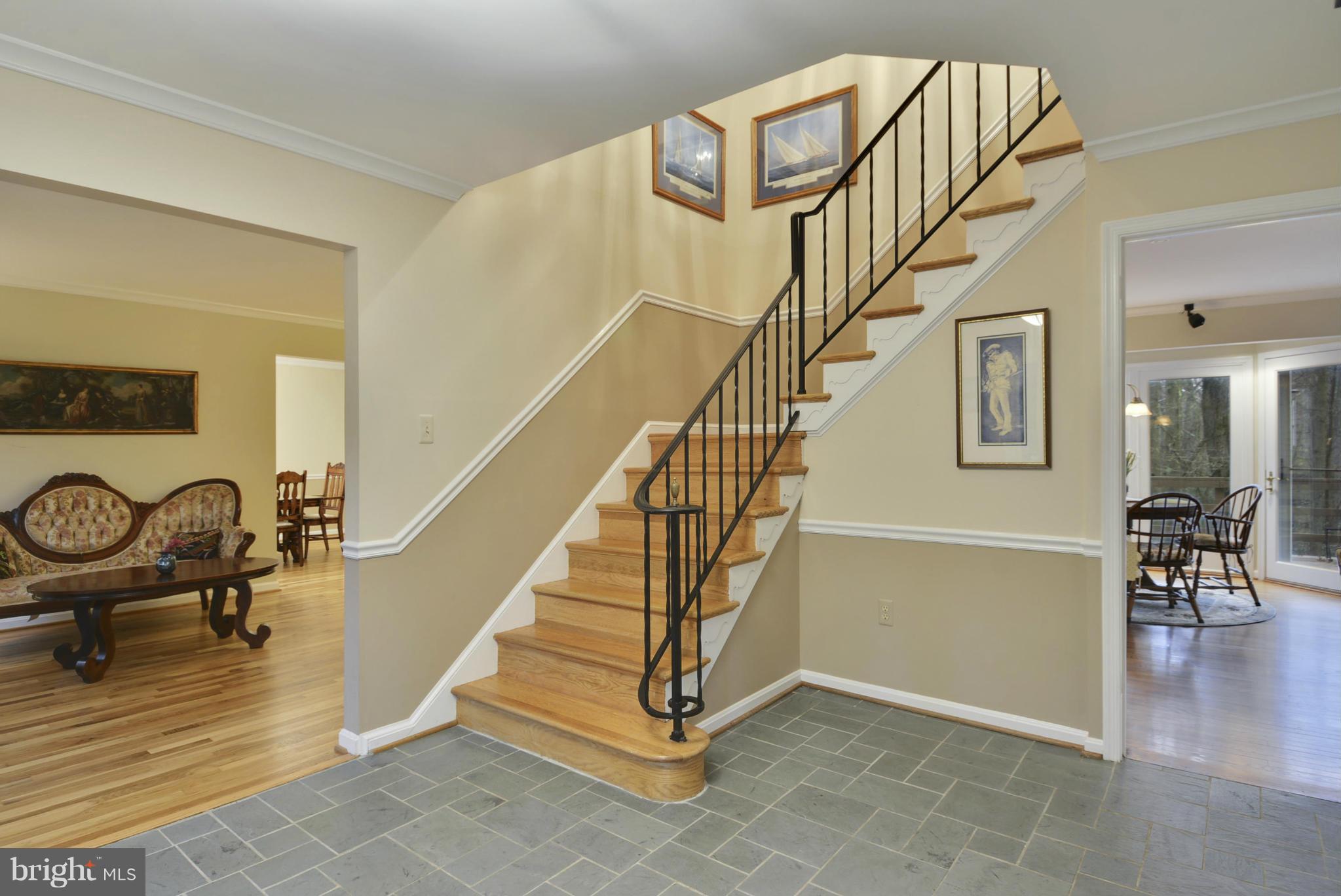 3111 Fox Mill Road Oakton, VA 22124 - Photo 4 of 30 Foyer