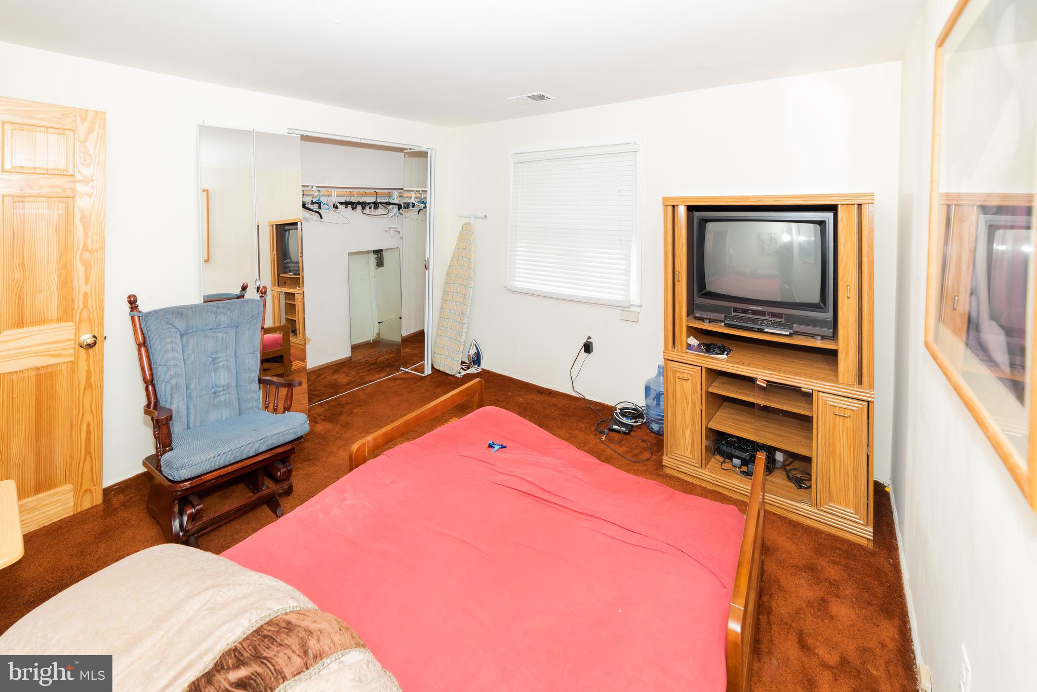 9302 Loughran Road Fort Washington, MD 20744 - Photo 26 of 45 Basement Bedroom