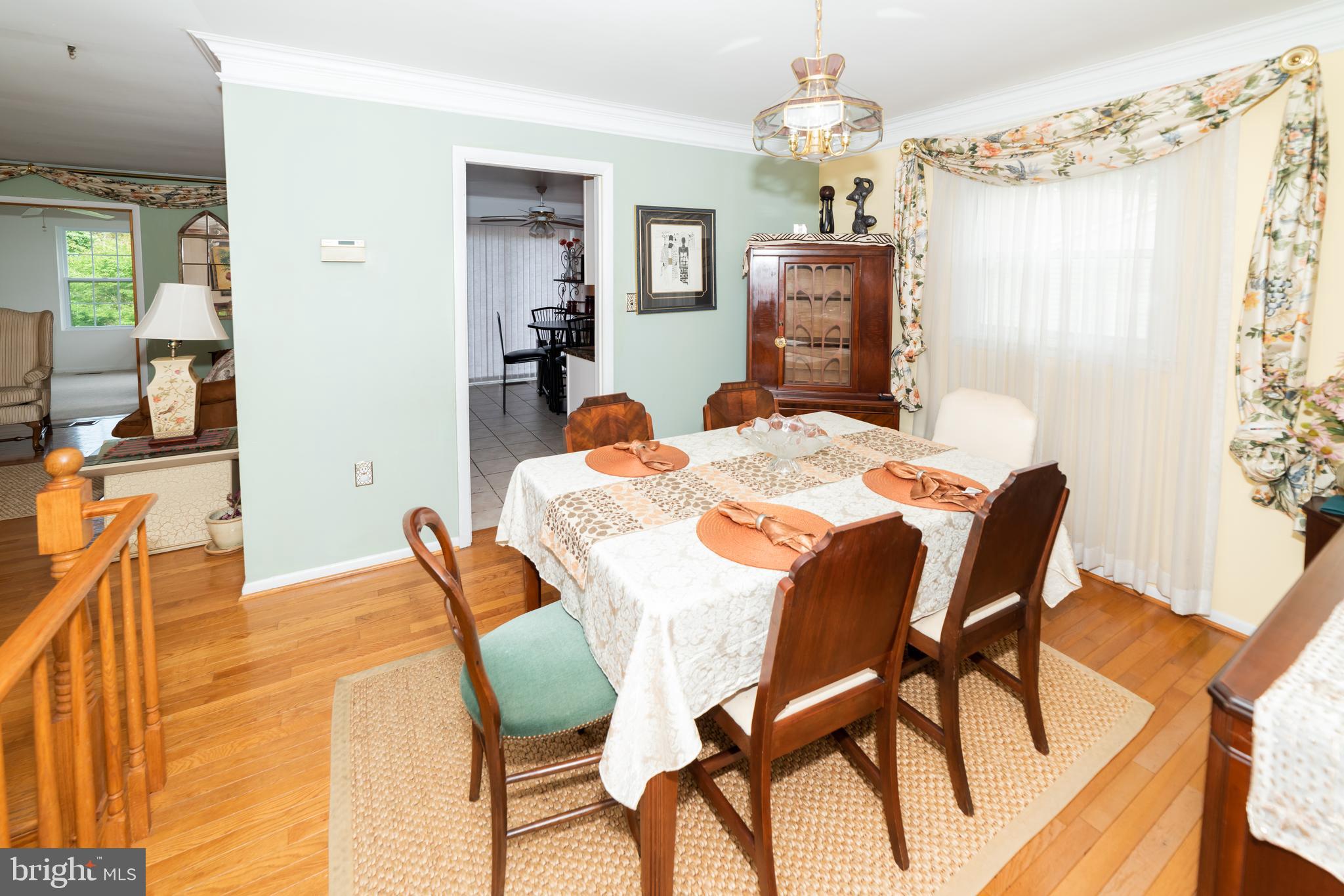 9302 Loughran Road Fort Washington, MD 20744 - Photo 7 of 45 Dining room area