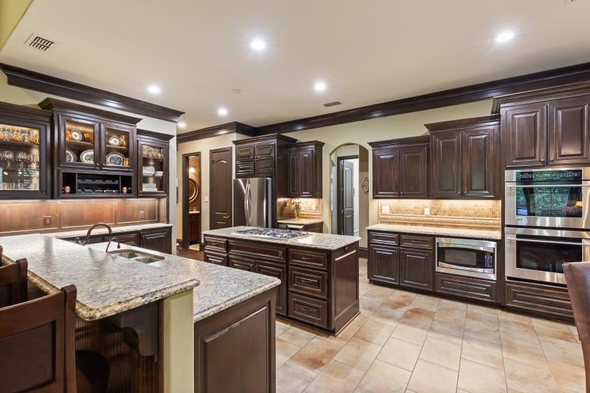 3830 Castle Ridge Drive Longview, TX 75605 - Photo 16 of 39 Gallery Image 16