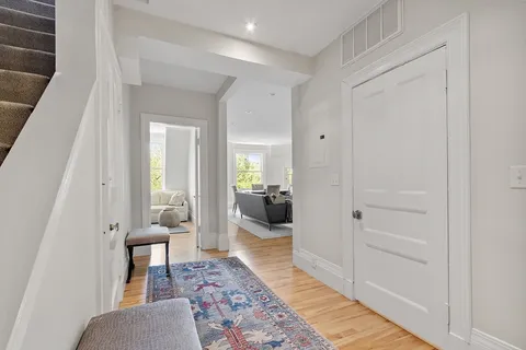 $1,800,000 | 178 Commonwealth Avenue, Unit 7, Boston, MA 02116