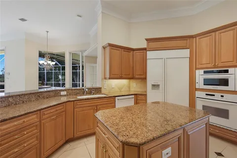 $1,590,000 | 7908 Warwick Gardens Lane, University Park, FL 34201