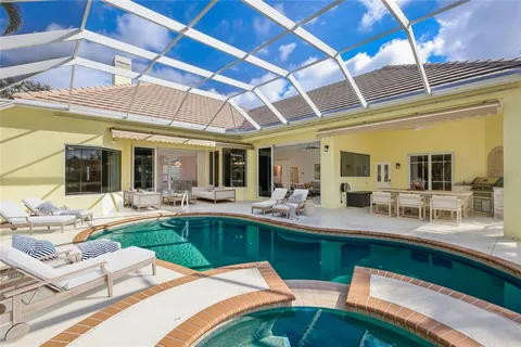 $1,590,000 | 7908 Warwick Gardens Lane, University Park, FL 34201
