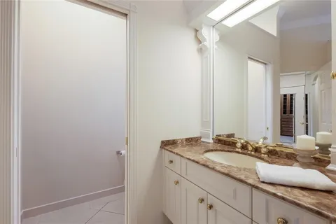 $1,670,000 | 7908 Warwick Gardens Lane, University Park, FL 34201