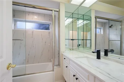 $1,670,000 | 7908 Warwick Gardens Lane, University Park, FL 34201