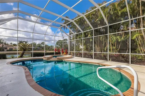 $1,590,000 | 7908 Warwick Gardens Lane, University Park, FL 34201