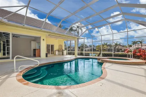 $1,590,000 | 7908 Warwick Gardens Lane, University Park, FL 34201