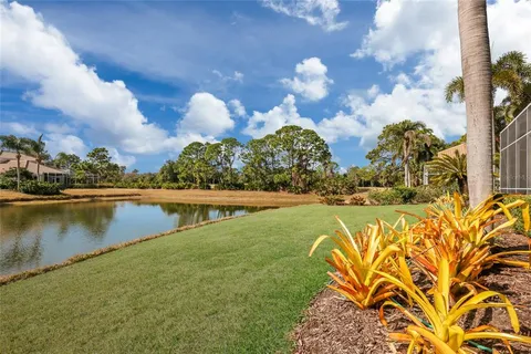 $1,590,000 | 7908 Warwick Gardens Lane, University Park, FL 34201