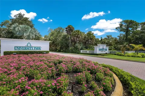 $1,590,000 | 7908 Warwick Gardens Lane, University Park, FL 34201