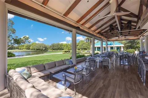 $1,670,000 | 7908 Warwick Gardens Lane, University Park, FL 34201