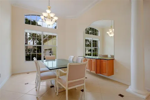 $1,590,000 | 7908 Warwick Gardens Lane, University Park, FL 34201