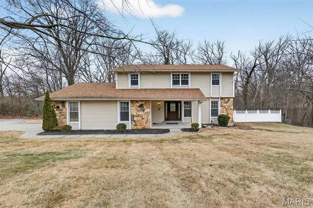 $459,900 | 49 Oak Springs Court, St. Charles, MO 63304