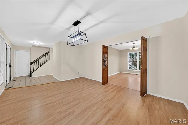 $459,900 | 49 Oak Springs Court, St. Charles, MO 63304