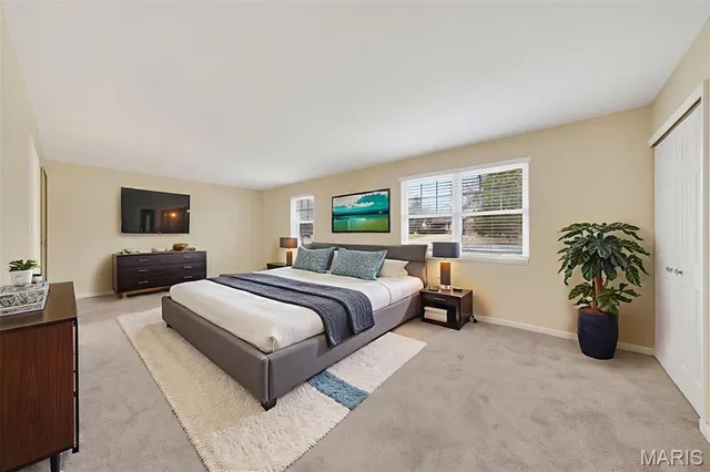 $459,900 | 49 Oak Springs Court, St. Charles, MO 63304