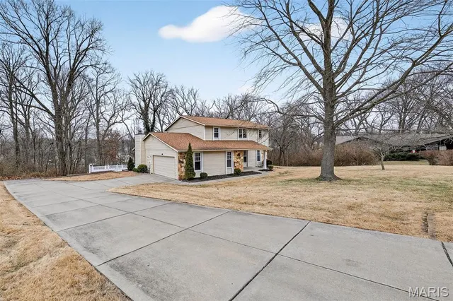 $459,900 | 49 Oak Springs Court, St. Charles, MO 63304