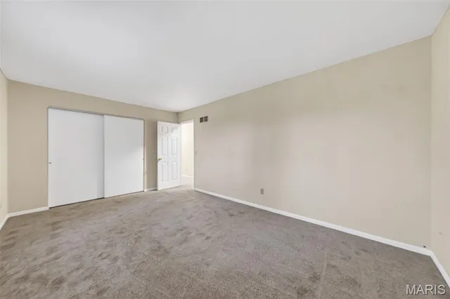 $459,900 | 49 Oak Springs Court, St. Charles, MO 63304