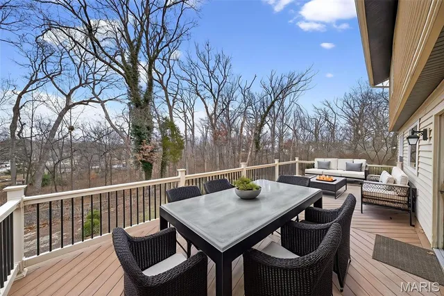 $459,900 | 49 Oak Springs Court, St. Charles, MO 63304