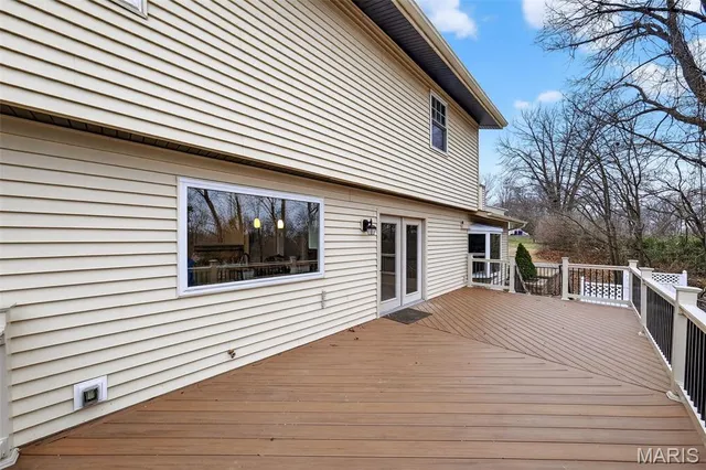 $459,900 | 49 Oak Springs Court, St. Charles, MO 63304