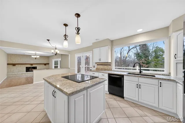 $459,900 | 49 Oak Springs Court, St. Charles, MO 63304