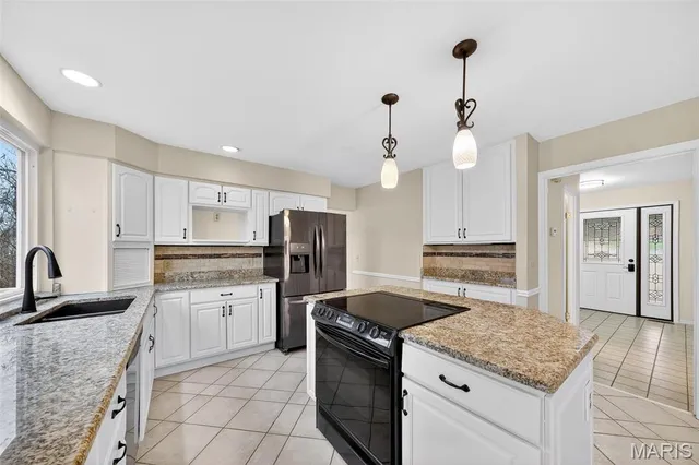 $459,900 | 49 Oak Springs Court, St. Charles, MO 63304