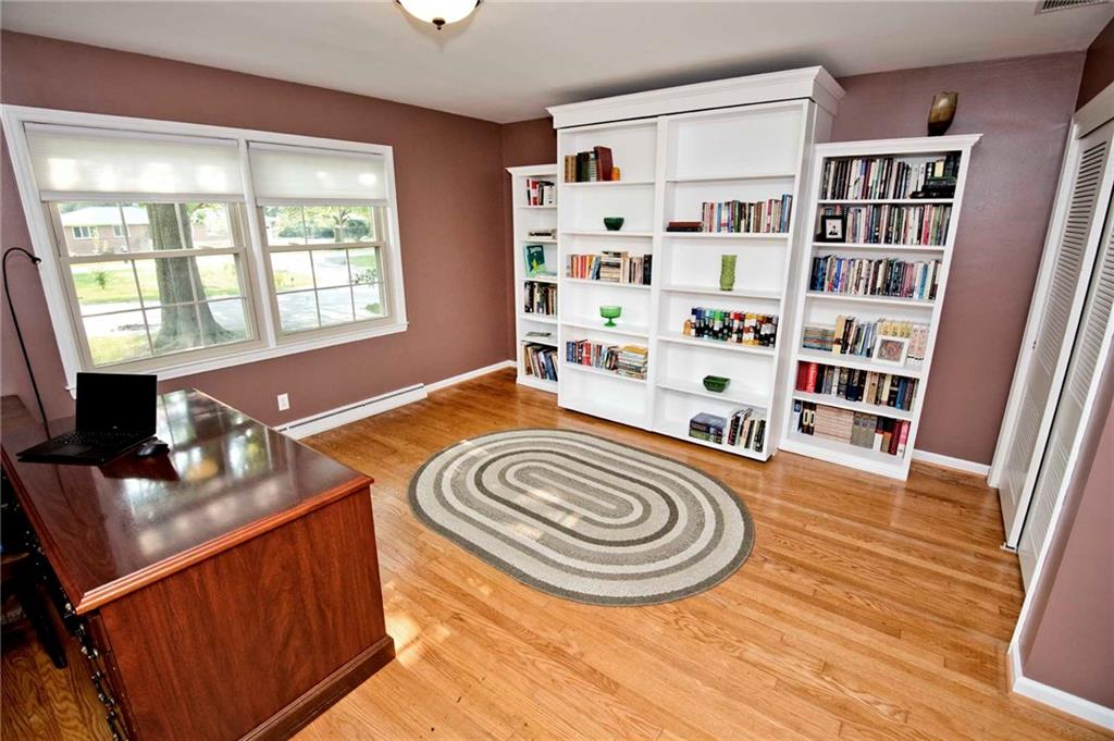 6262 Harbridge Road Indianapolis, IN 46220 - Photo 13 of 31