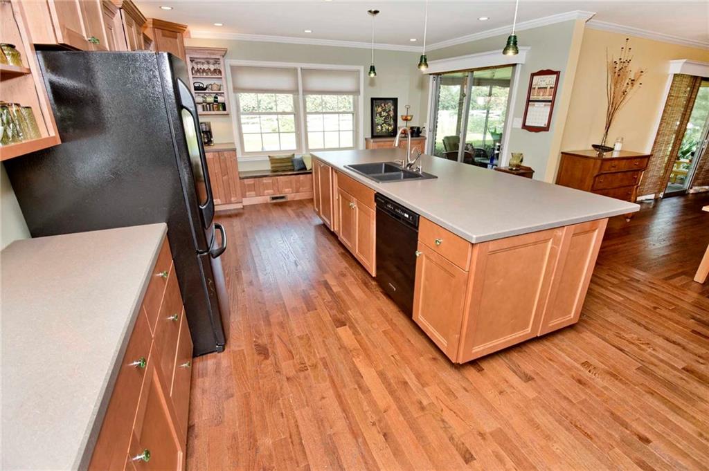 6262 Harbridge Road Indianapolis, IN 46220 - Photo 3 of 31