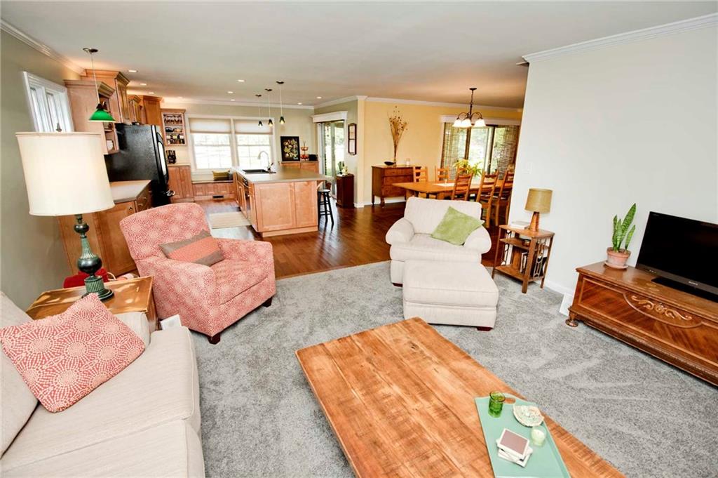6262 Harbridge Road Indianapolis, IN 46220 - Photo 5 of 31