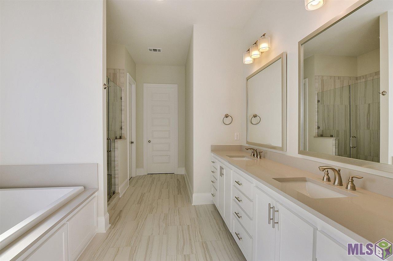 2220 Rouzan Avenue Baton Rouge, LA 70808 - Photo 5 of 19